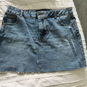 Adorable Jean skirt